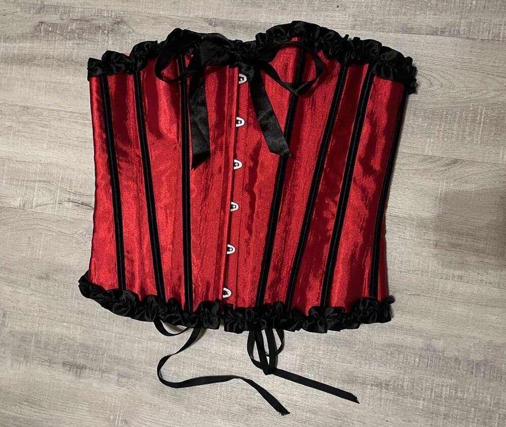Black & Red Lace-Up Corset Plus Ruffle Steampunk Victorian Gothic 2XL